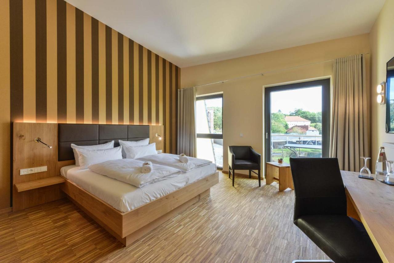 Hotel & Golfrestaurant Gut Wissmannshof Staufenberg  Exterior photo